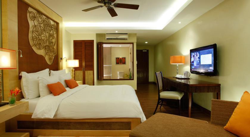 Crimson Resort And Spa - Mactan Island, Cebu Мактан Екстериор снимка