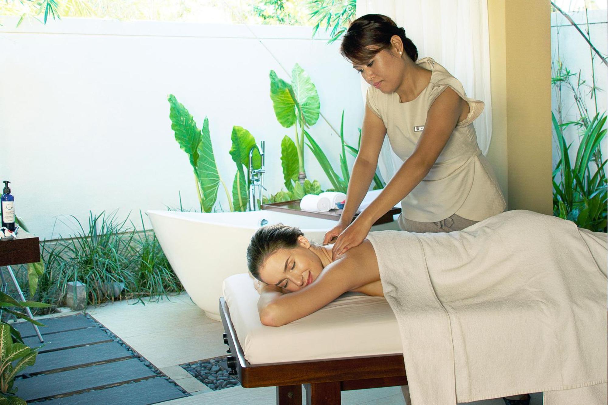 Crimson Resort And Spa - Mactan Island, Cebu Мактан Екстериор снимка