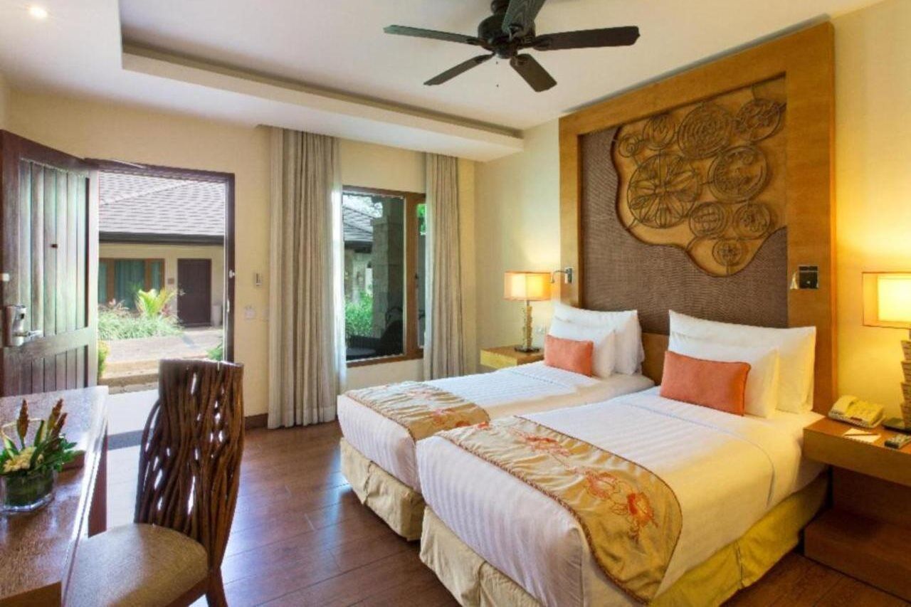 Crimson Resort And Spa - Mactan Island, Cebu Мактан Екстериор снимка