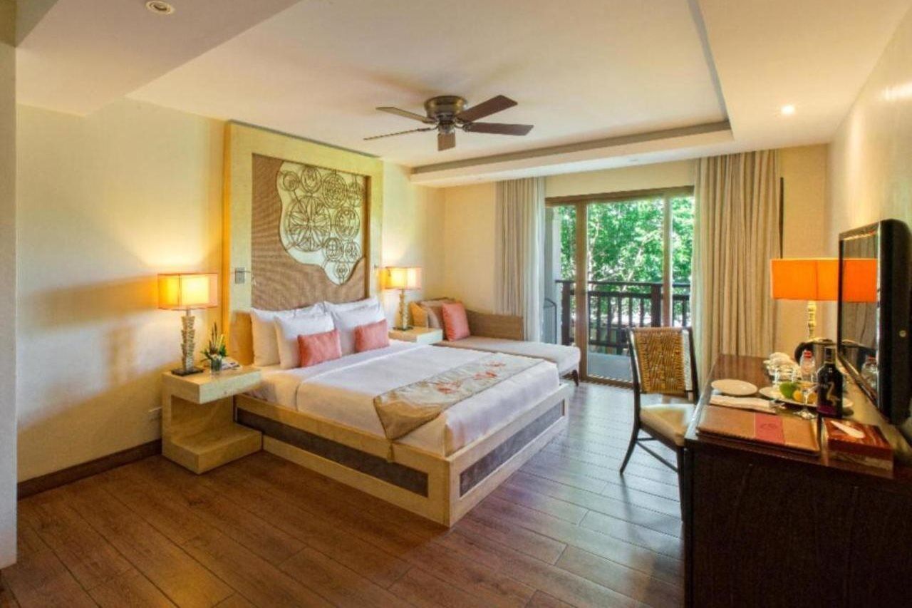 Crimson Resort And Spa - Mactan Island, Cebu Мактан Екстериор снимка